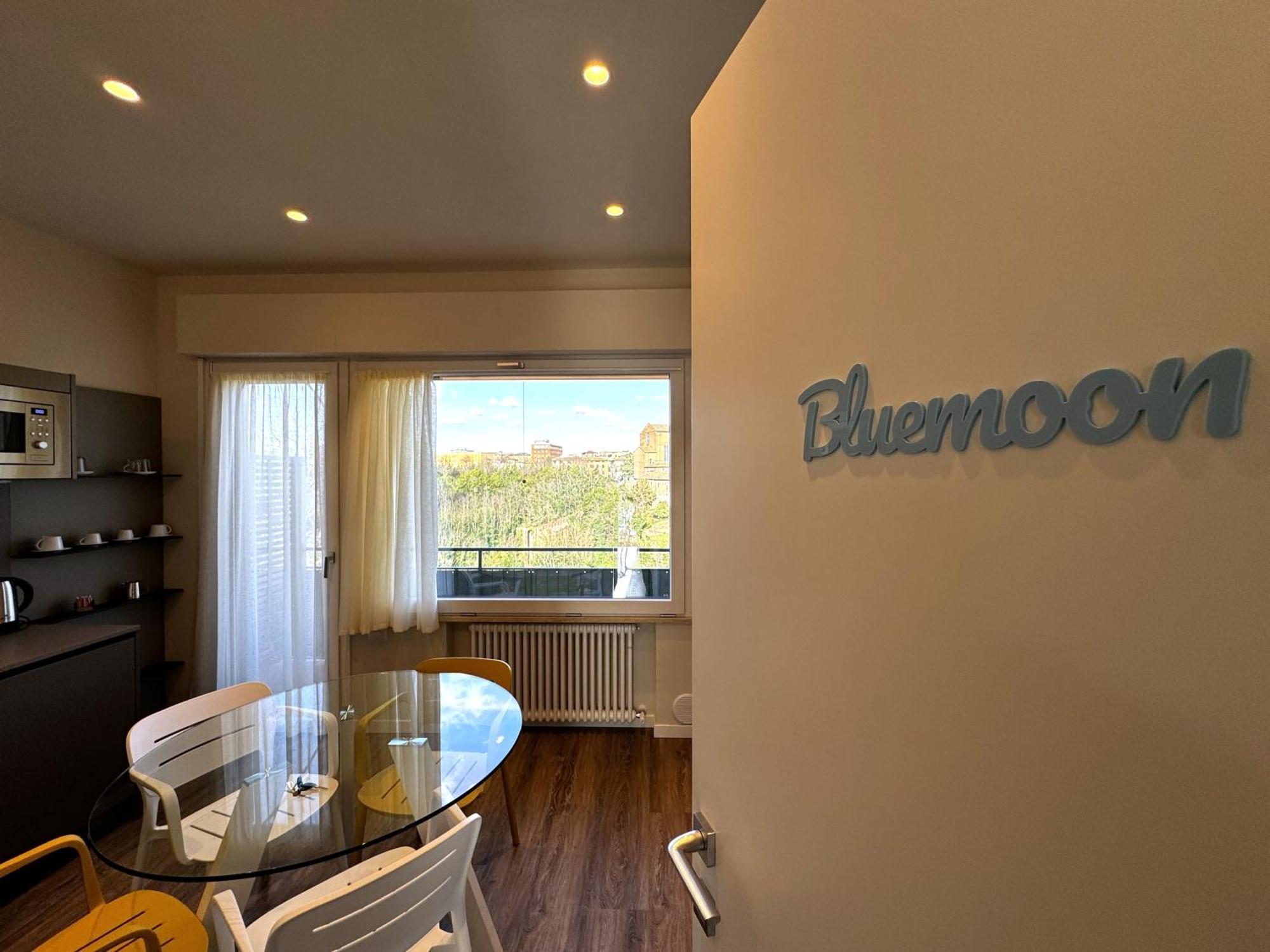 Skyline Siena Apartment ภายนอก รูปภาพ