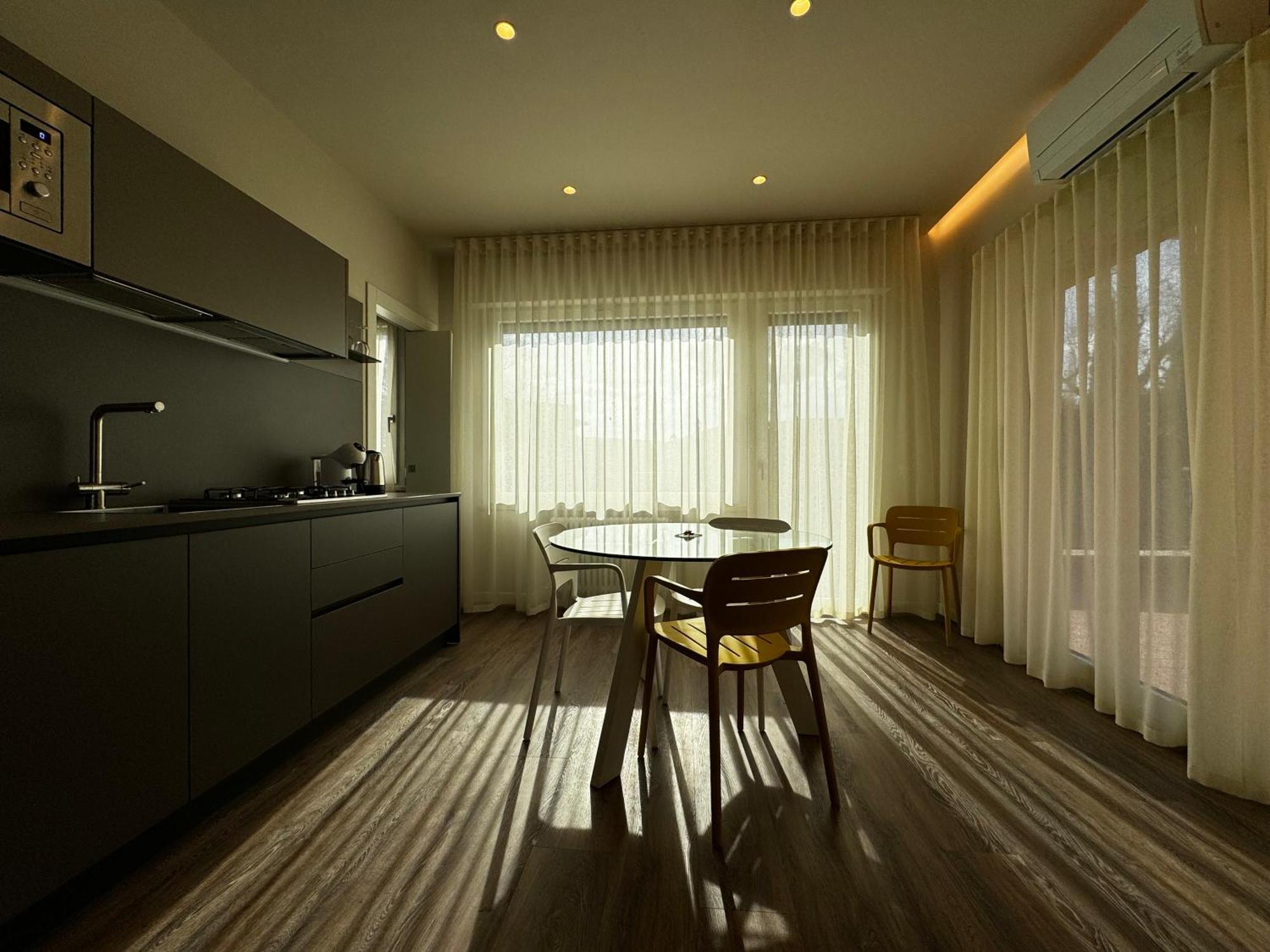 Skyline Siena Apartment ภายนอก รูปภาพ