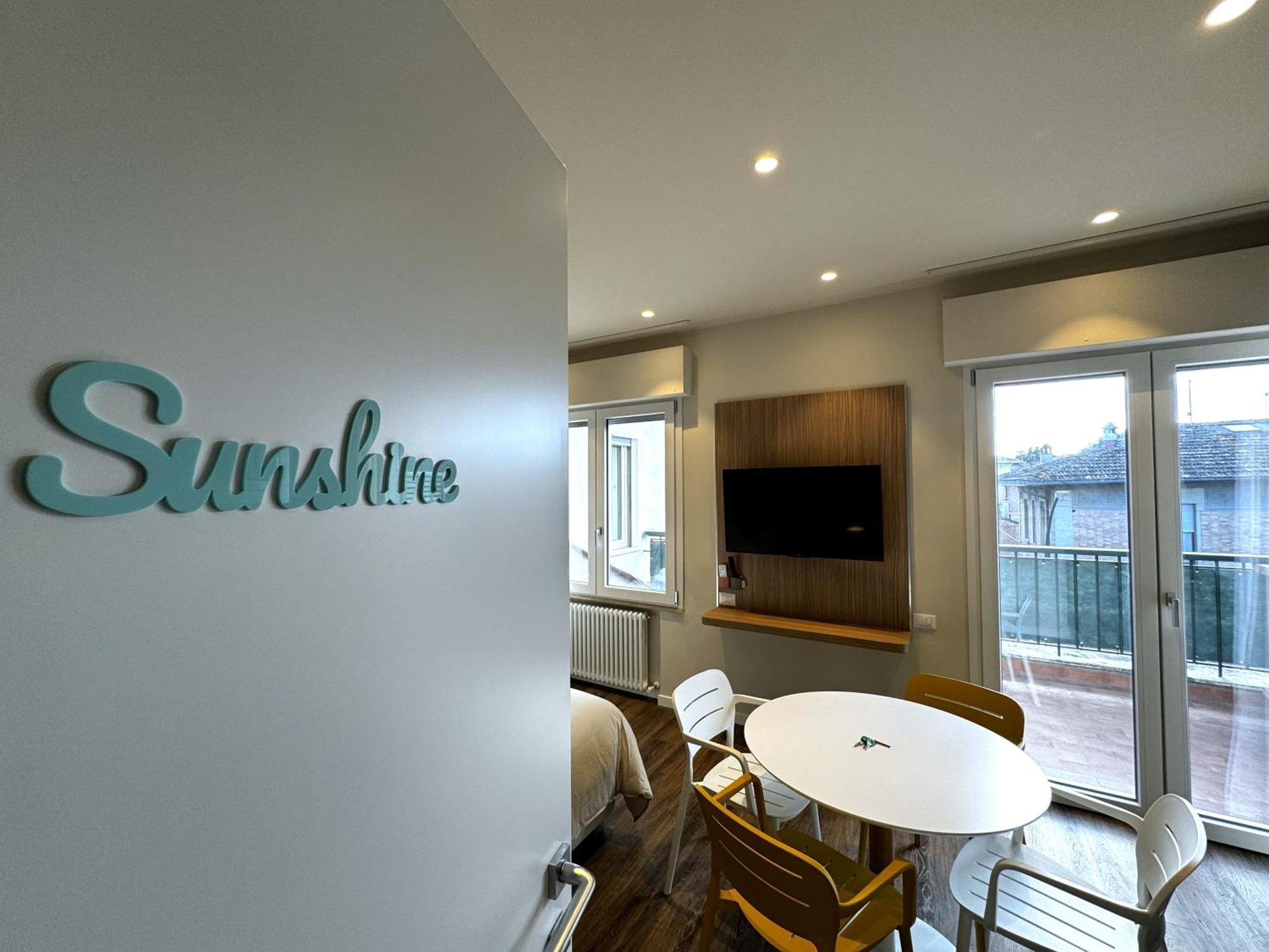 Skyline Siena Apartment ภายนอก รูปภาพ