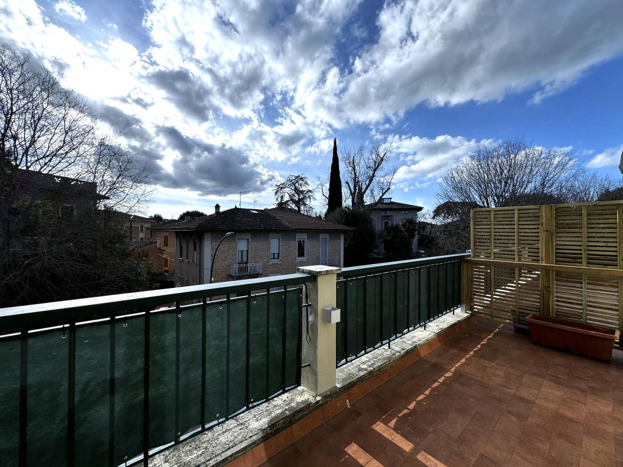 Skyline Siena Apartment ภายนอก รูปภาพ