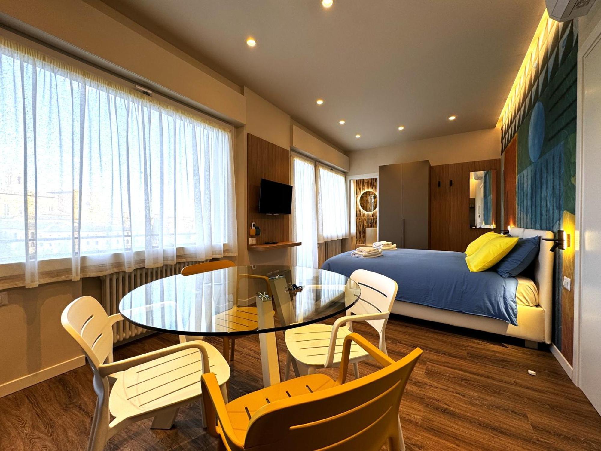 Skyline Siena Apartment ภายนอก รูปภาพ