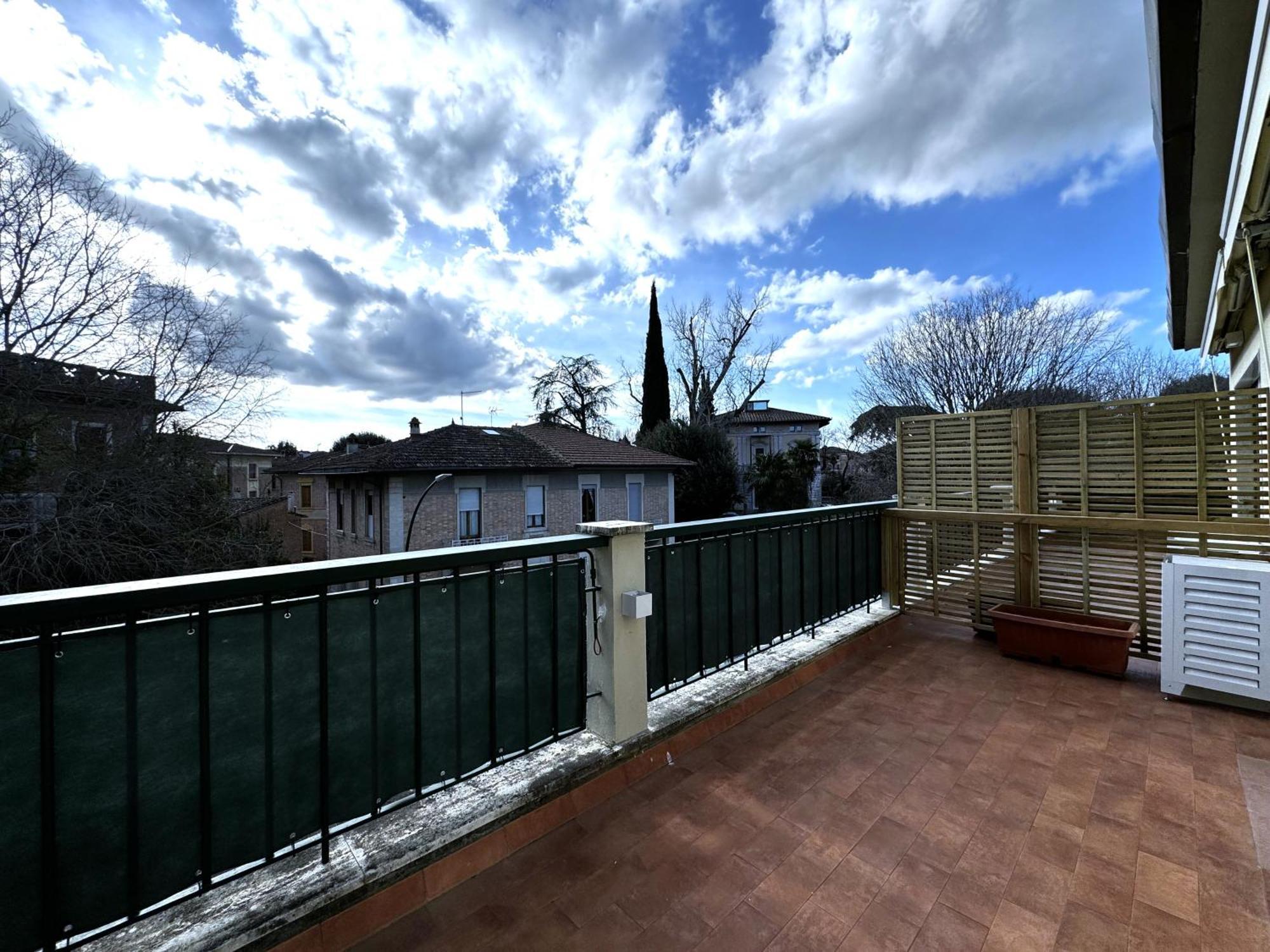 Skyline Siena Apartment ภายนอก รูปภาพ